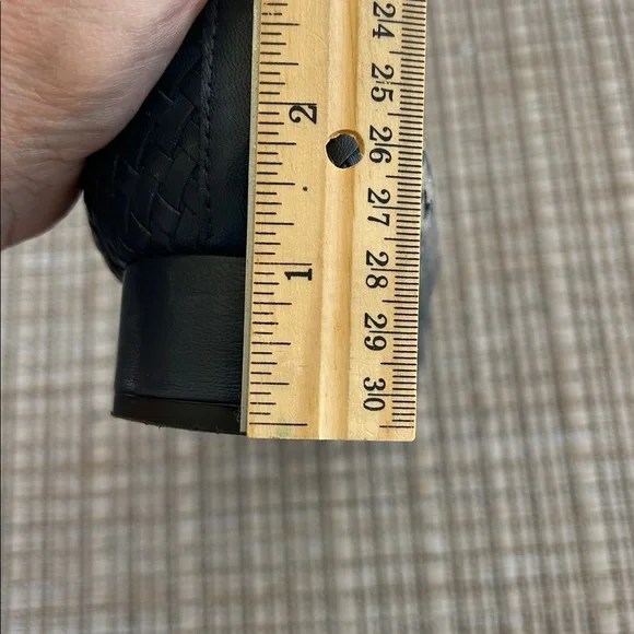 Trotters Woven Navy Blue Heeled Loafers Dress Shoes, Size 10 Wide - Picture 10 of 11